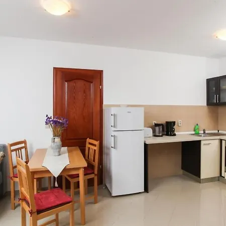 Ana - Studio With Sea View-5 Apartmán